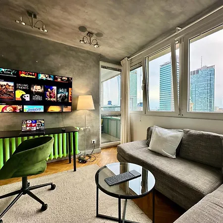 Apartamento Palace 2 Wifi 600 Mbs 55'tv Netflix Hbo 2xmetro Appletv Varsóvia