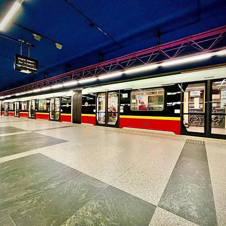 Palace 2 Wifi 600 Mbs 55'tv Netflix Hbo 2xmetro Appletv 아파트 바르샤바