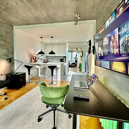 아파트 Palace 2 Wifi 600 Mbs 55'tv Netflix Hbo 2xmetro Appletv