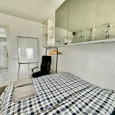 Palace 2 Wifi 600 Mbs 55'tv Netflix Hbo 2xmetro Appletv Warszawa