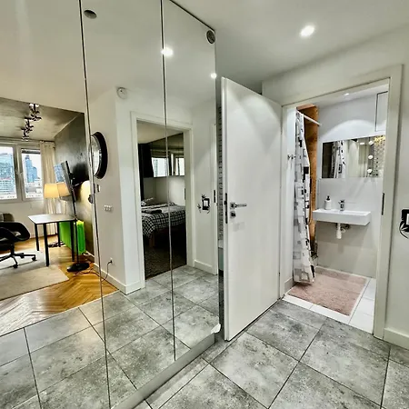 Palace 2 Wifi 600 Mbs 55'tv Netflix Hbo 2xmetro Appletv * Warszawa