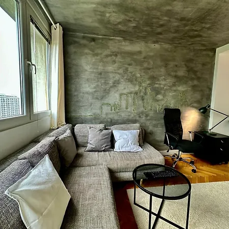 Palace 2 Wifi 600 Mbs 55'tv Netflix Hbo 2xmetro Appletv Apartmán